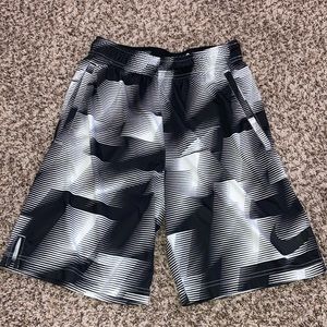Nike dry-fit shorts size small